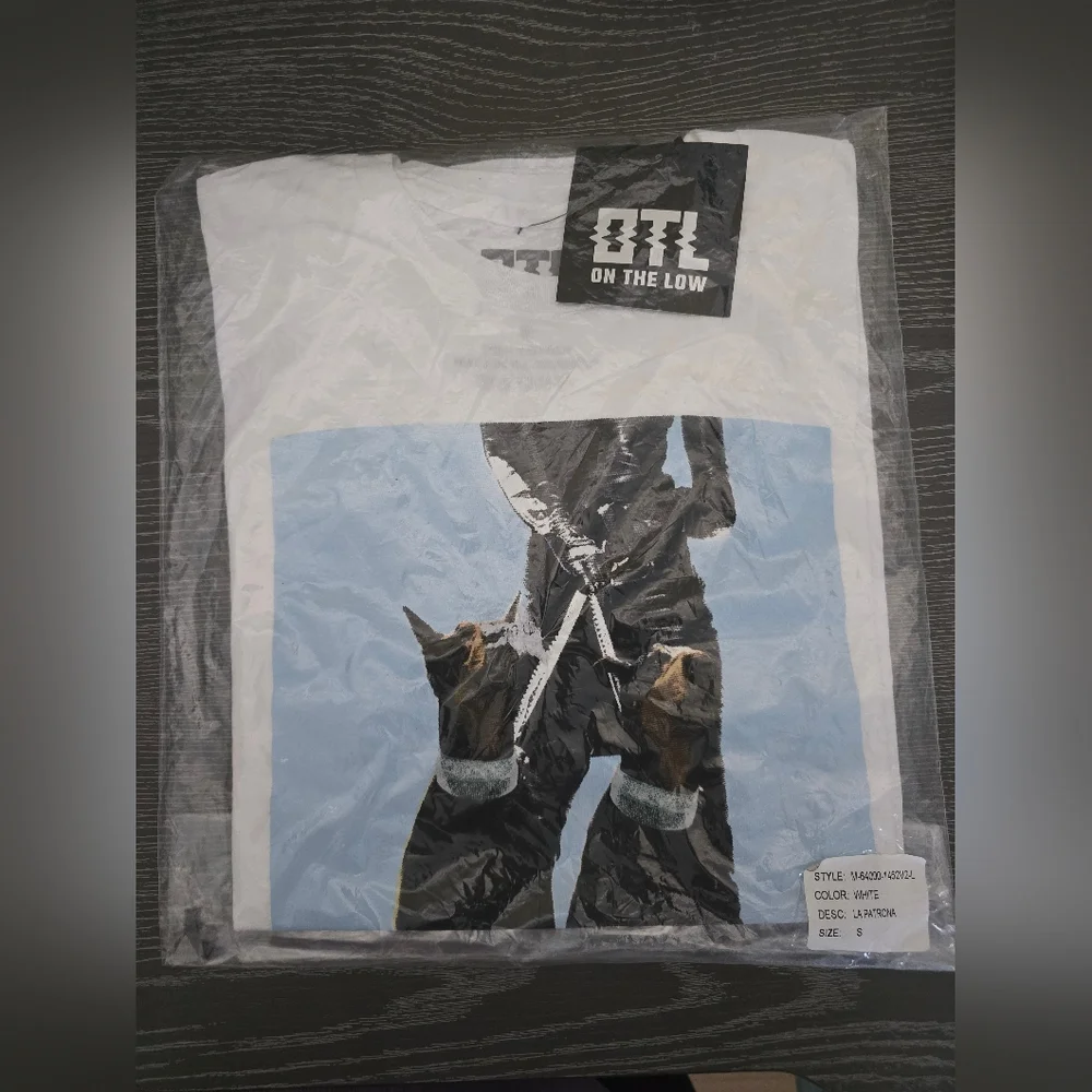 OTL La Patrona TShirt SMALL